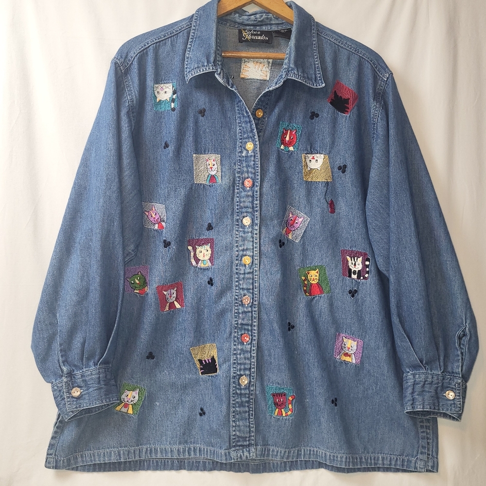 Silver Threads Embroidered Cats Paw Prints‎ Women's Size 2X Denim Colorful